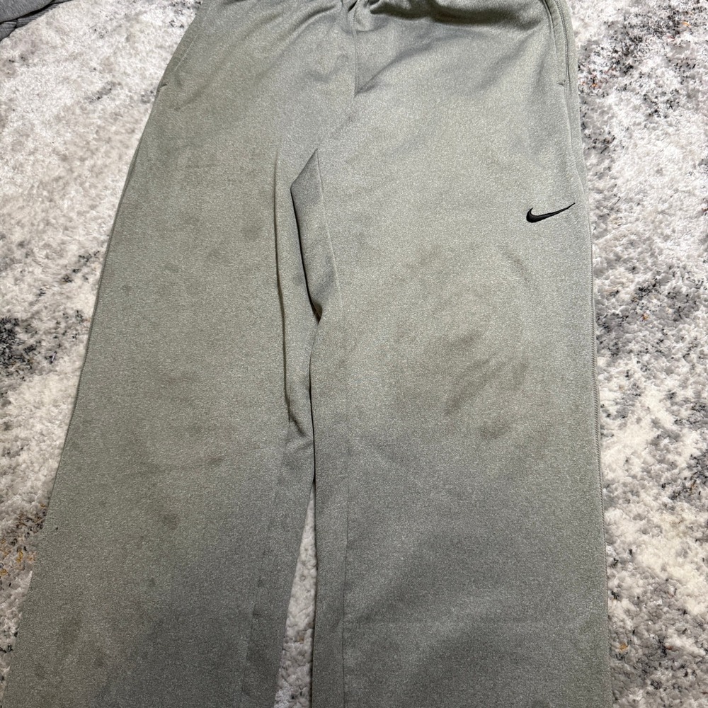 Nike Therma-FIT Mens Large Gray Fleece‎ Sweatpants Bungee Hem Joggers Stained - Picture 7 of 7